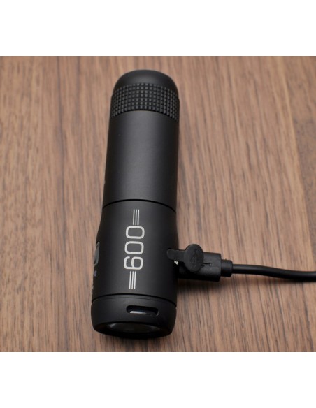 Specter 600 latarka USB
