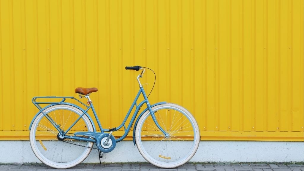 Dlaczego warto mieć zapasową lampkę rowerową?